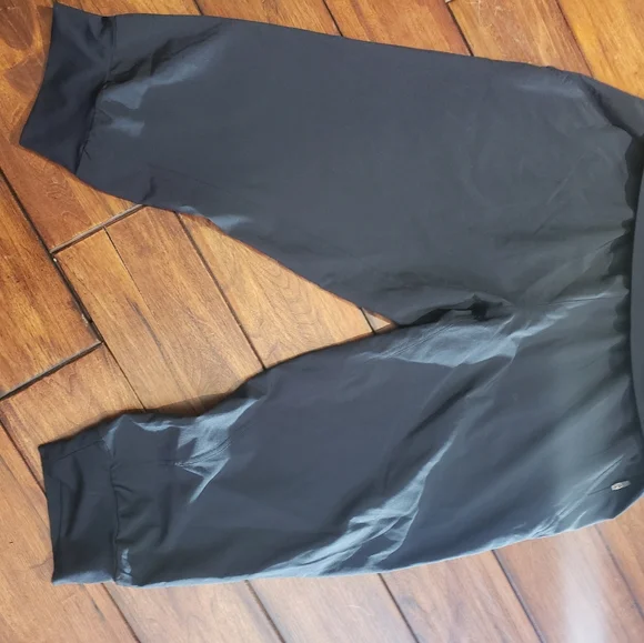 Fabletics pants - Picture 2 of 5